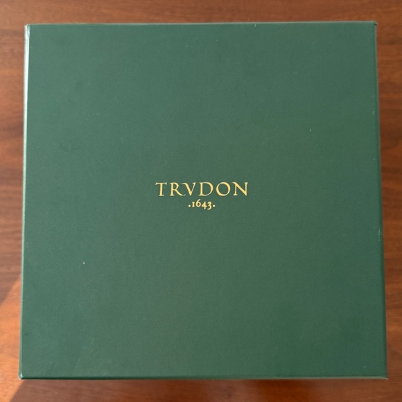 105 Oz Empty Trudon - Fir - Grande - Picture 13 of 17
